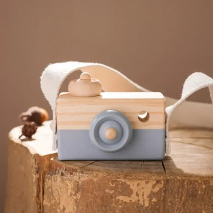 Little Lens: The Adventure Camera